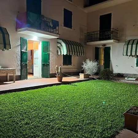 Casa Vacanza Sole Terrazza Ameglia